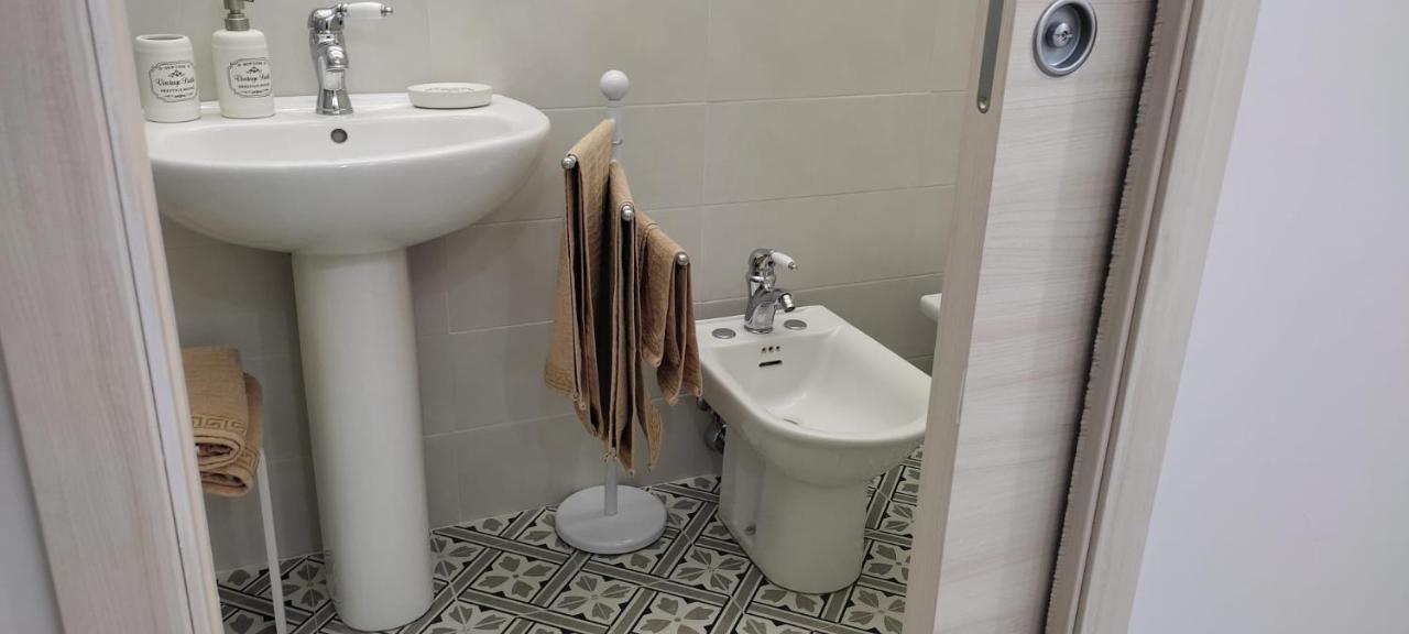 Le 3 Dee Bed & Breakfast Reggio di Calabria Exterior foto